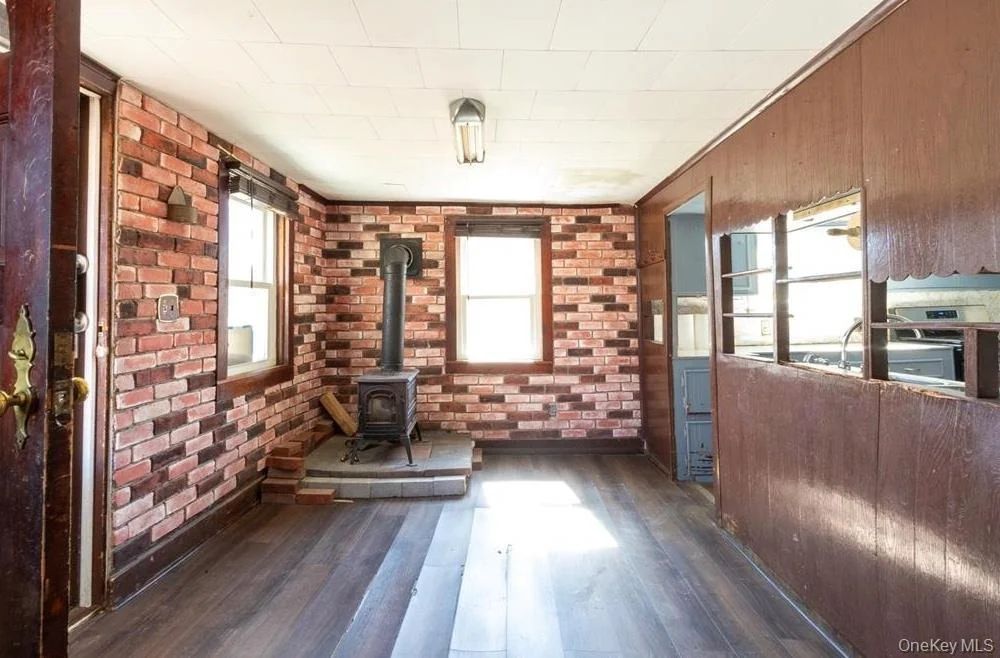 Photo of 2925 Old Kings Road