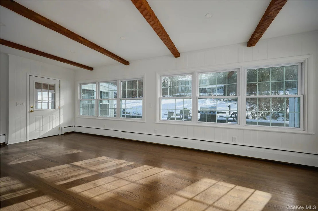 Photo of 354 Van Wagner Road