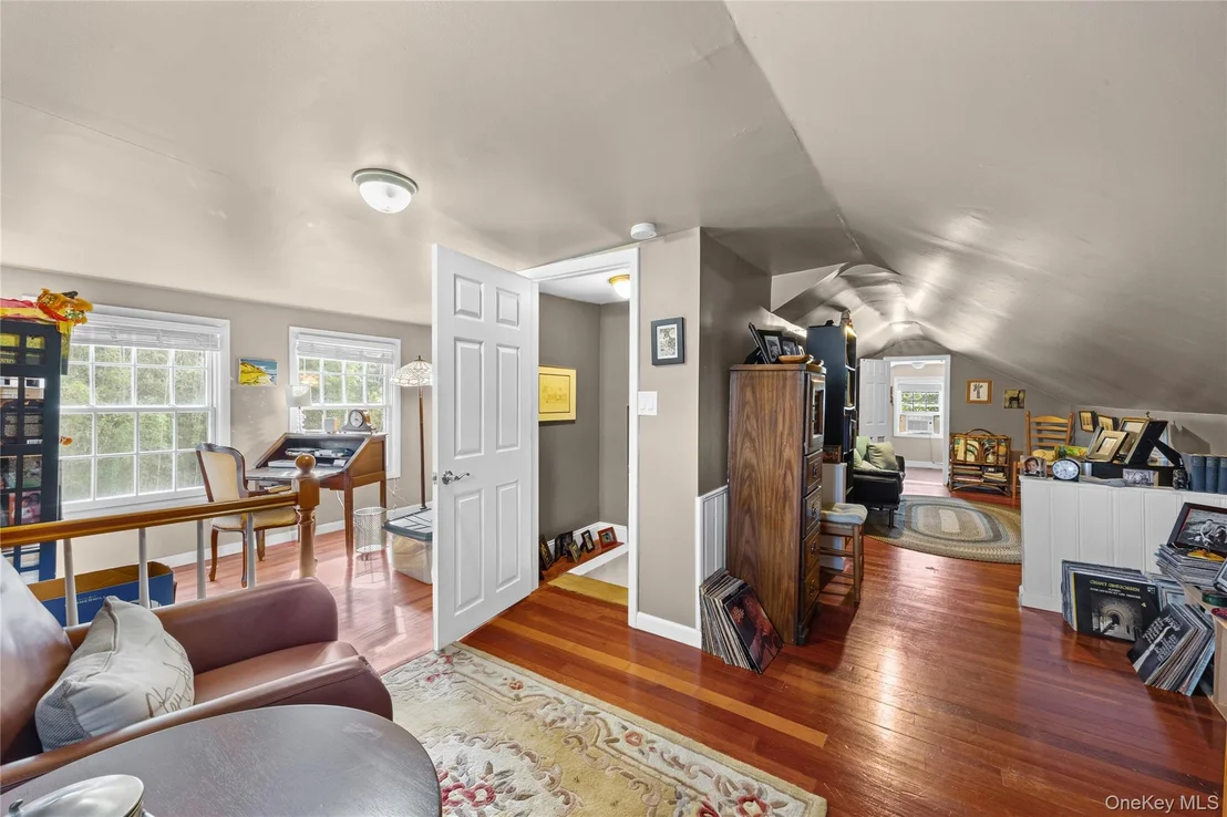 Photo of 43 Astor Avenue