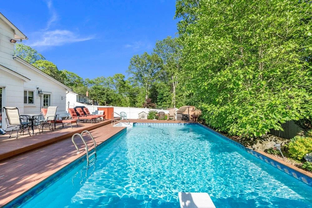 Photo of 17 Woodview Drive