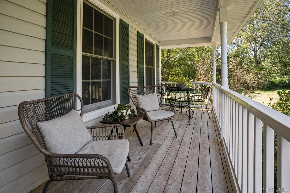 Photo of 6 Ridge Circle