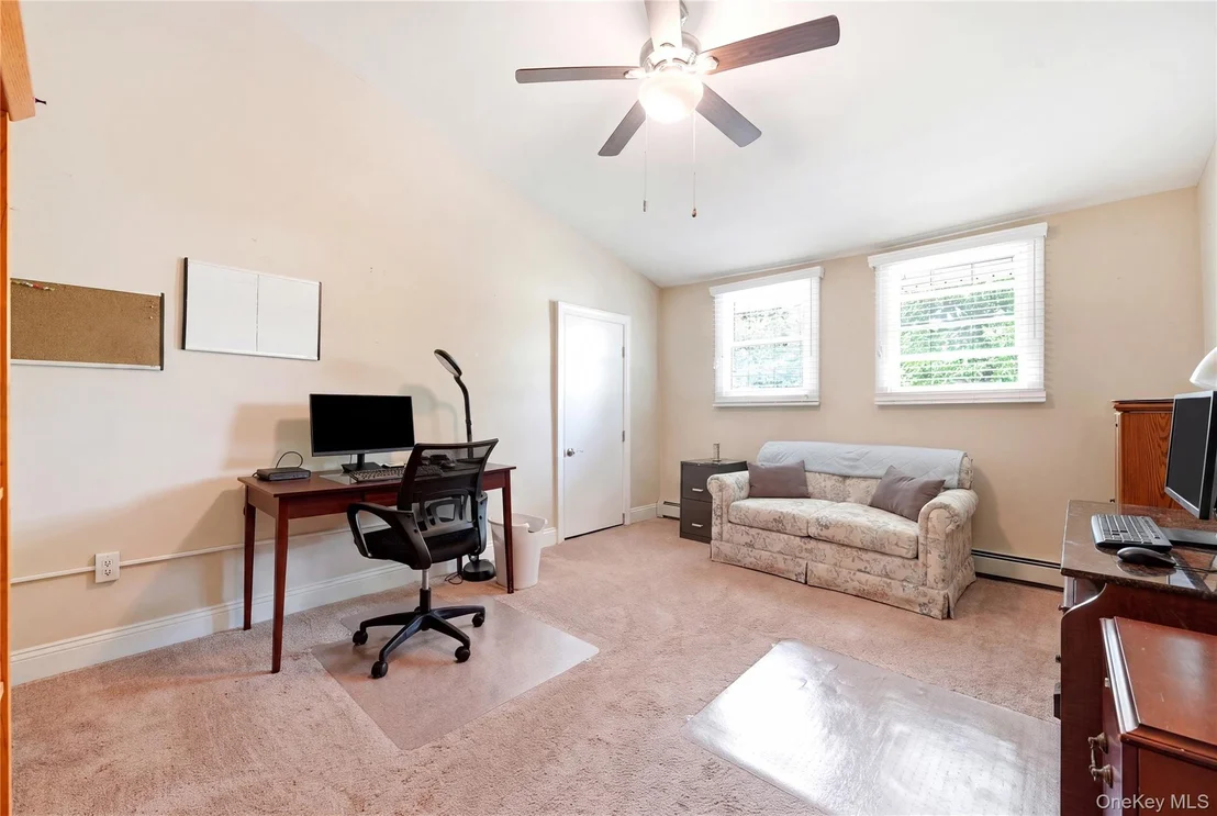 Photo of 414 Potter Boulevard