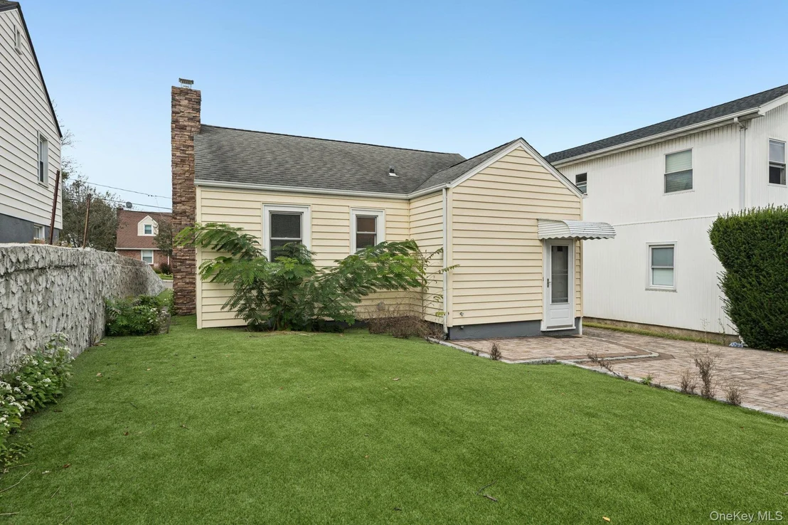 Photo of 105 Devon Road