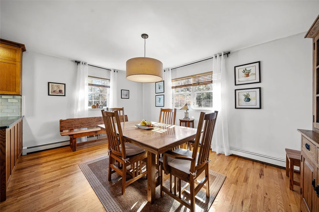 Photo of 730 Sebastians Cove