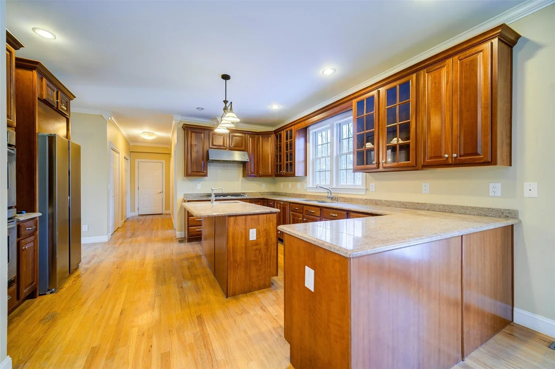 Photo of 16 Pheasant Run Road