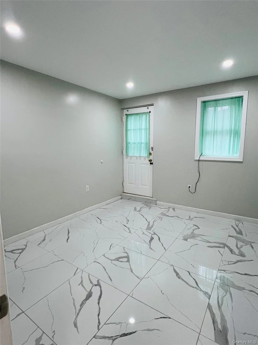 Photo of 152-10 Peck Avenue