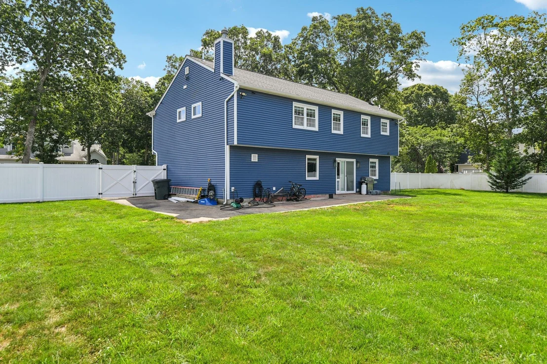 Photo of 2 Sommerset Drive