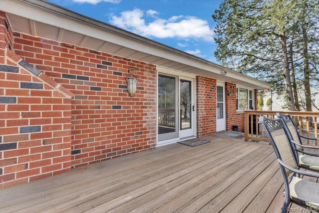 Photo of 47 Willow Drive