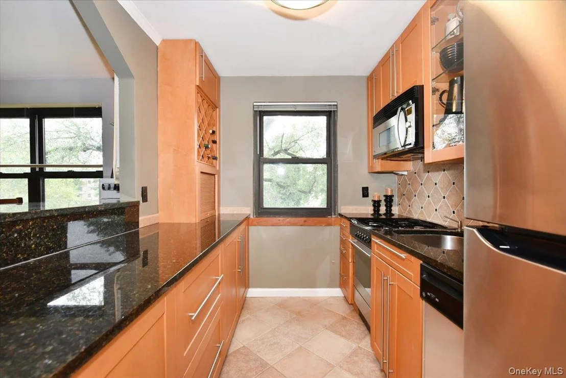 Photo of Unit 3F at 1 TERRACE Circle