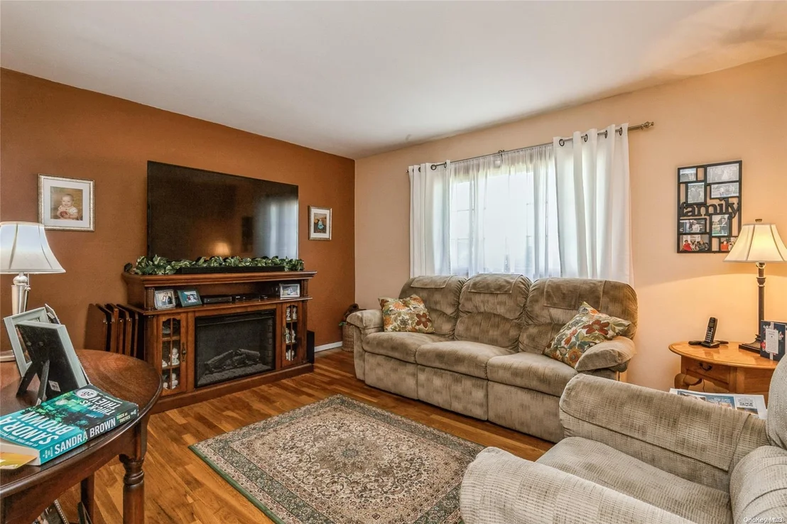 Photo of 5 Bergen Drive