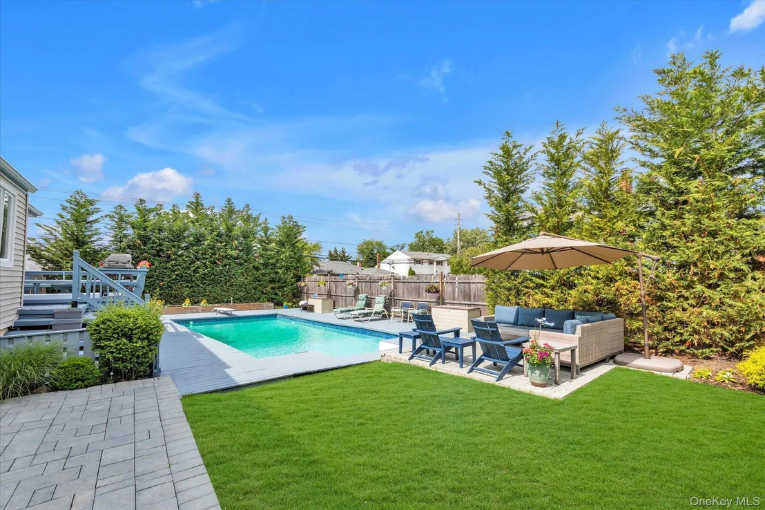 Photo of 3375 Fairway Road