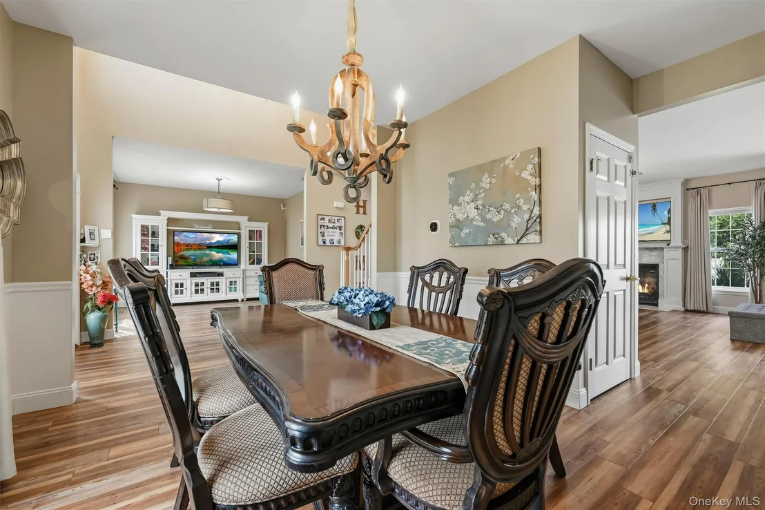 Photo of 2726 Colonial Drive