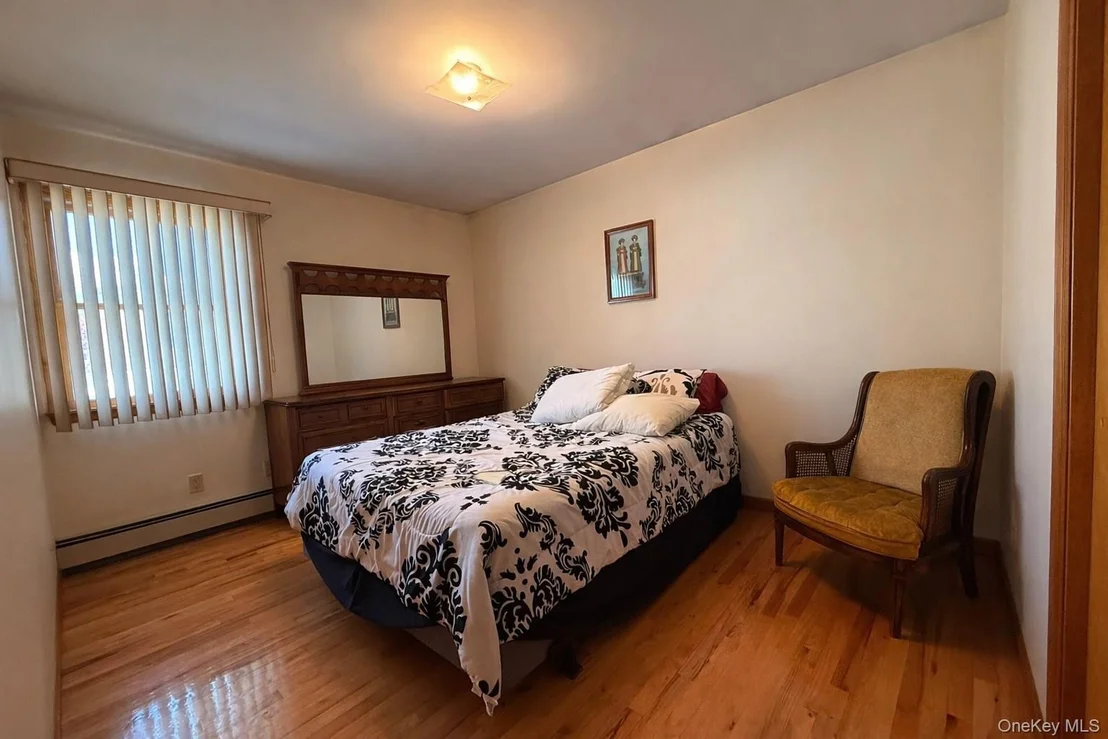 Photo of 208 Doris Avenue