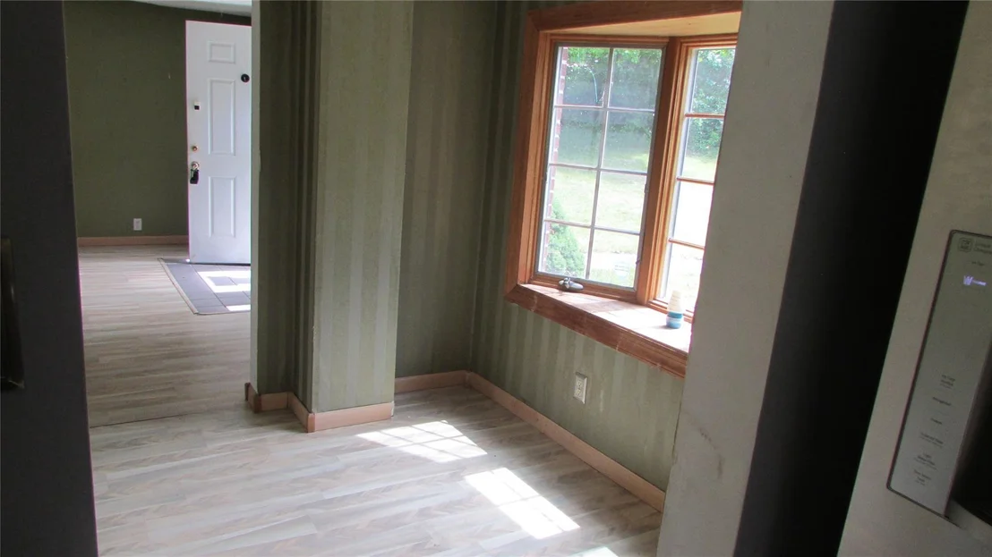 Photo of 231 Lakeview Road