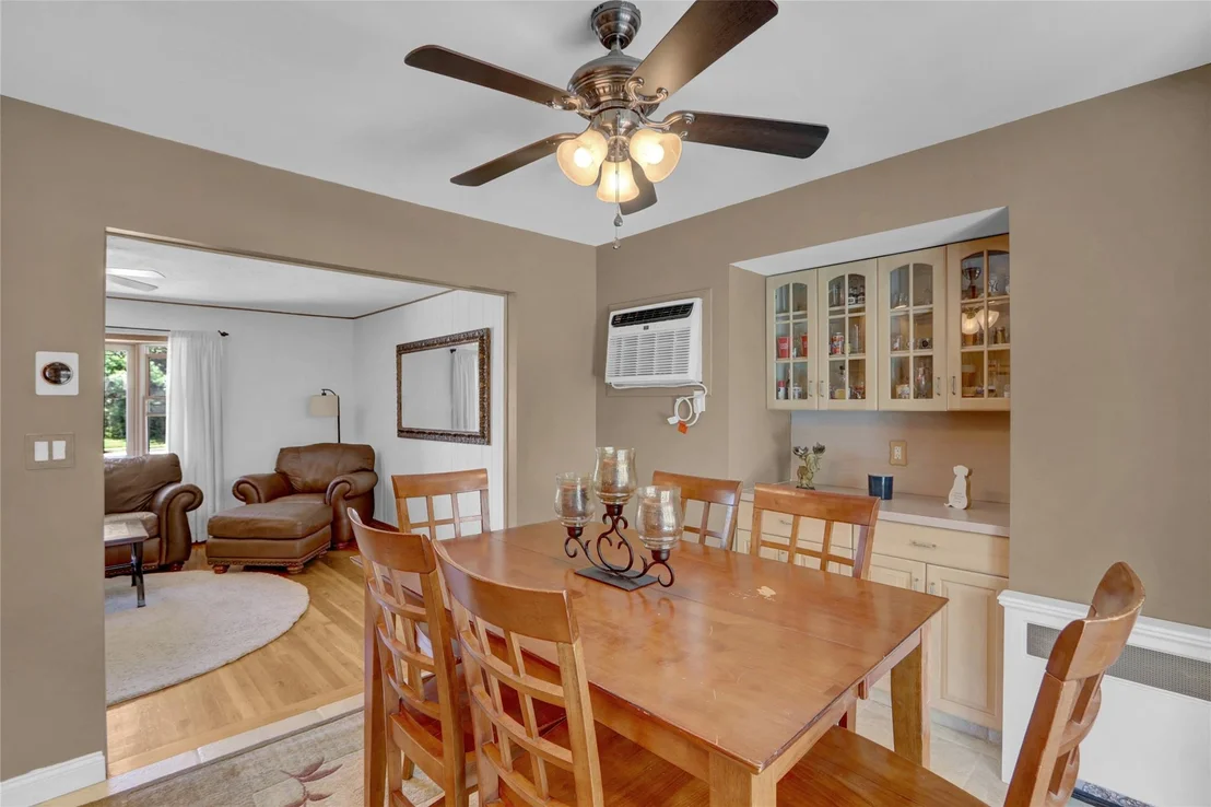 Photo of 71 Elizabeth Drive