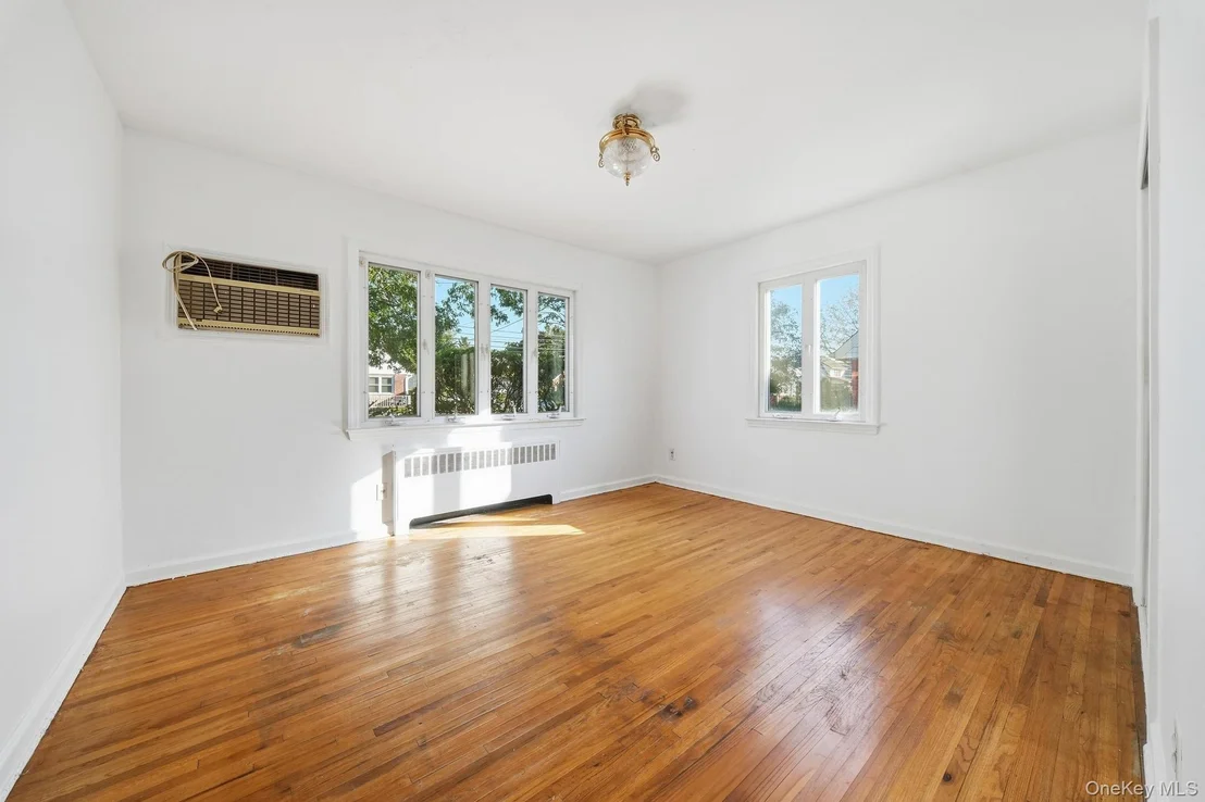 Photo of 88 Meyer Avenue