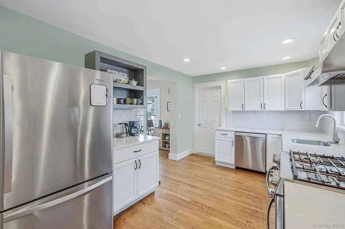 Photo of 85 Delaware Avenue