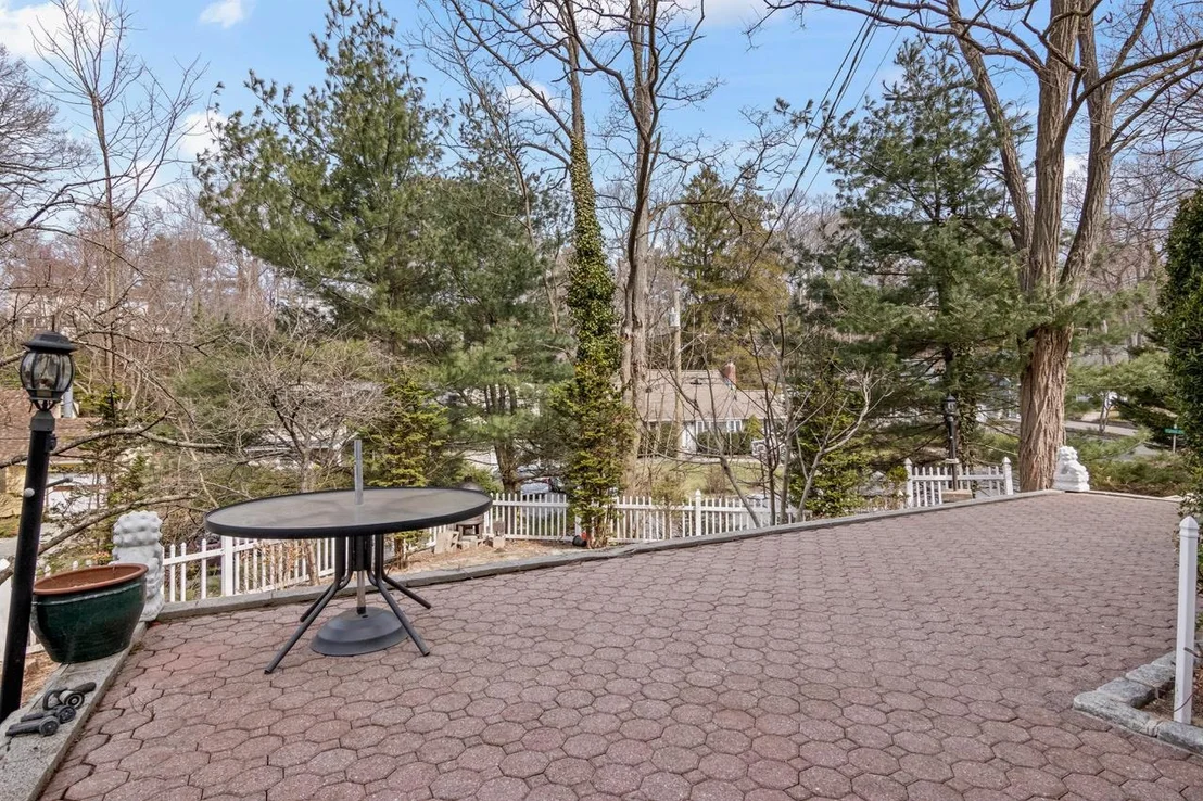 Photo of 94 Abbott Drive