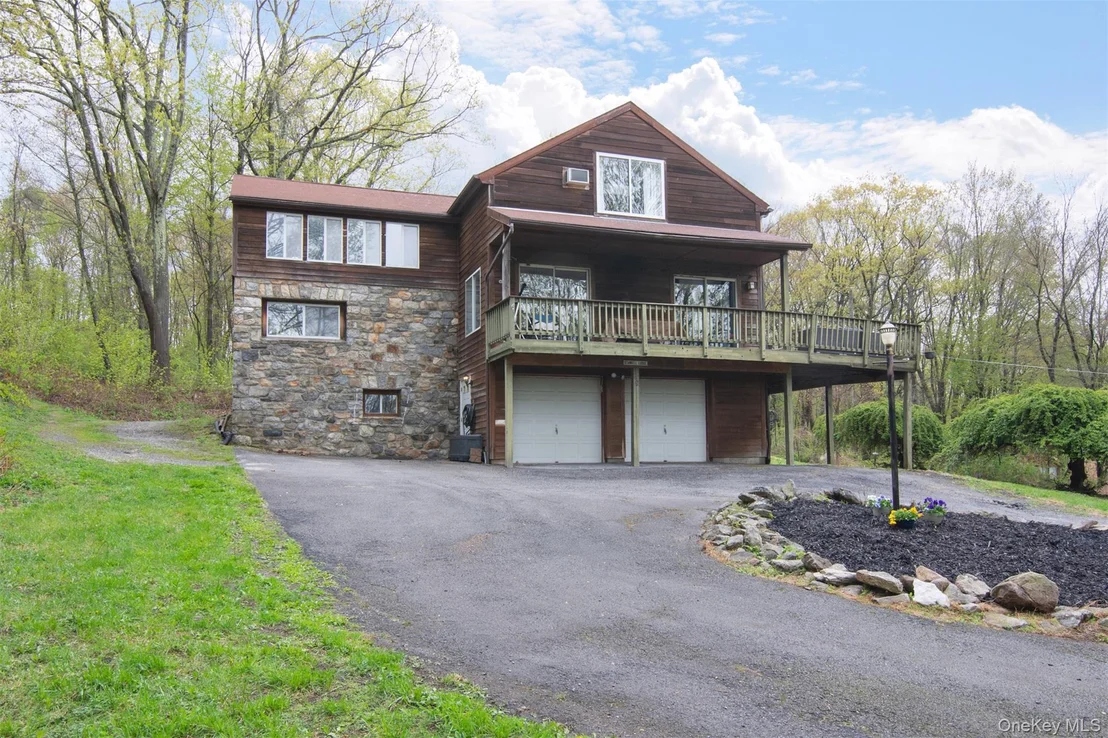 Photo of 16 Oskar Drive