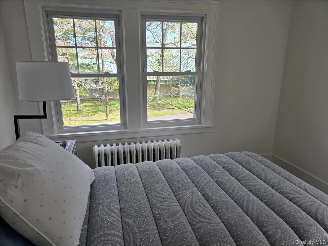 Photo of 15 Roosevelt Avenue