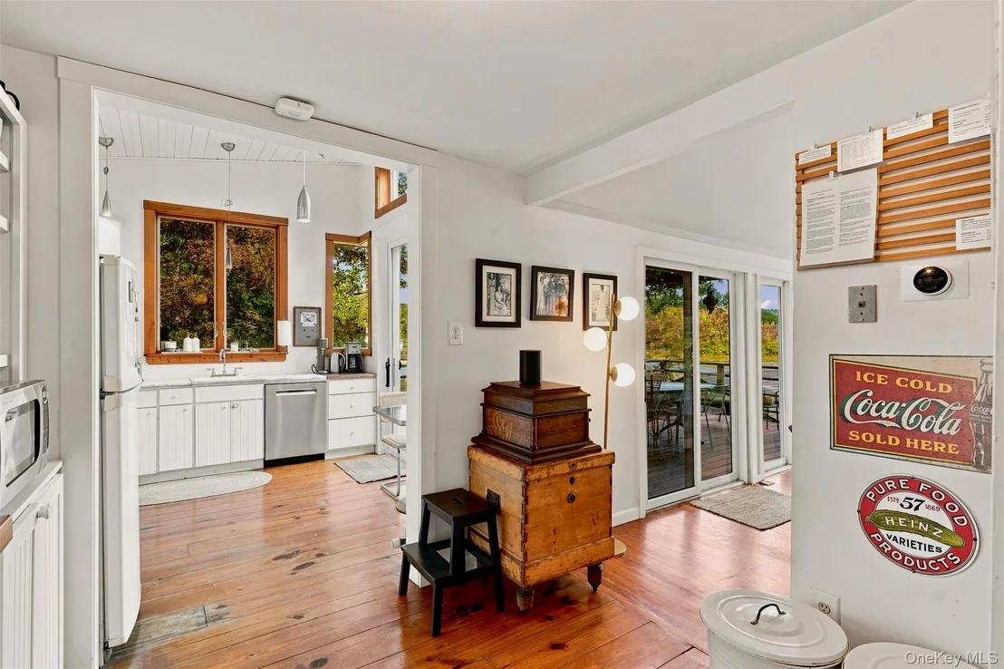 Photo of 44 Cayuga Road