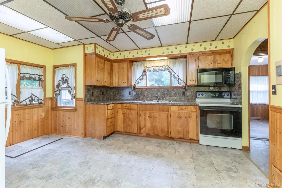 Photo of 23 Maple Street