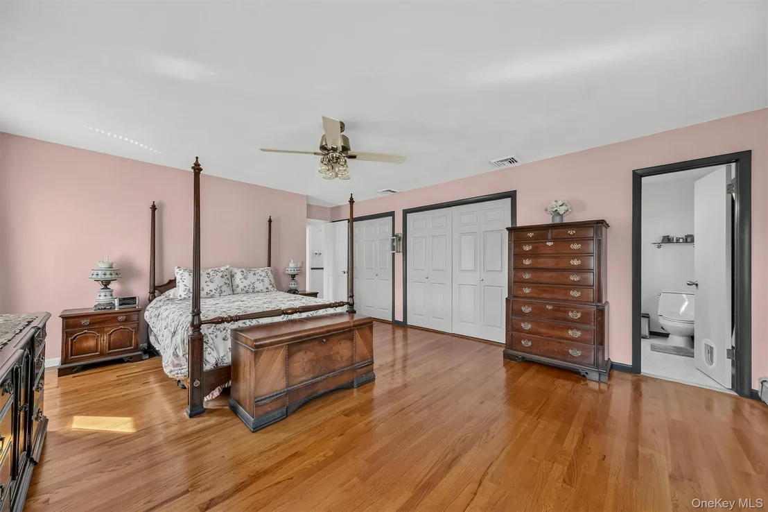 Photo of 17 N Jackson Drive