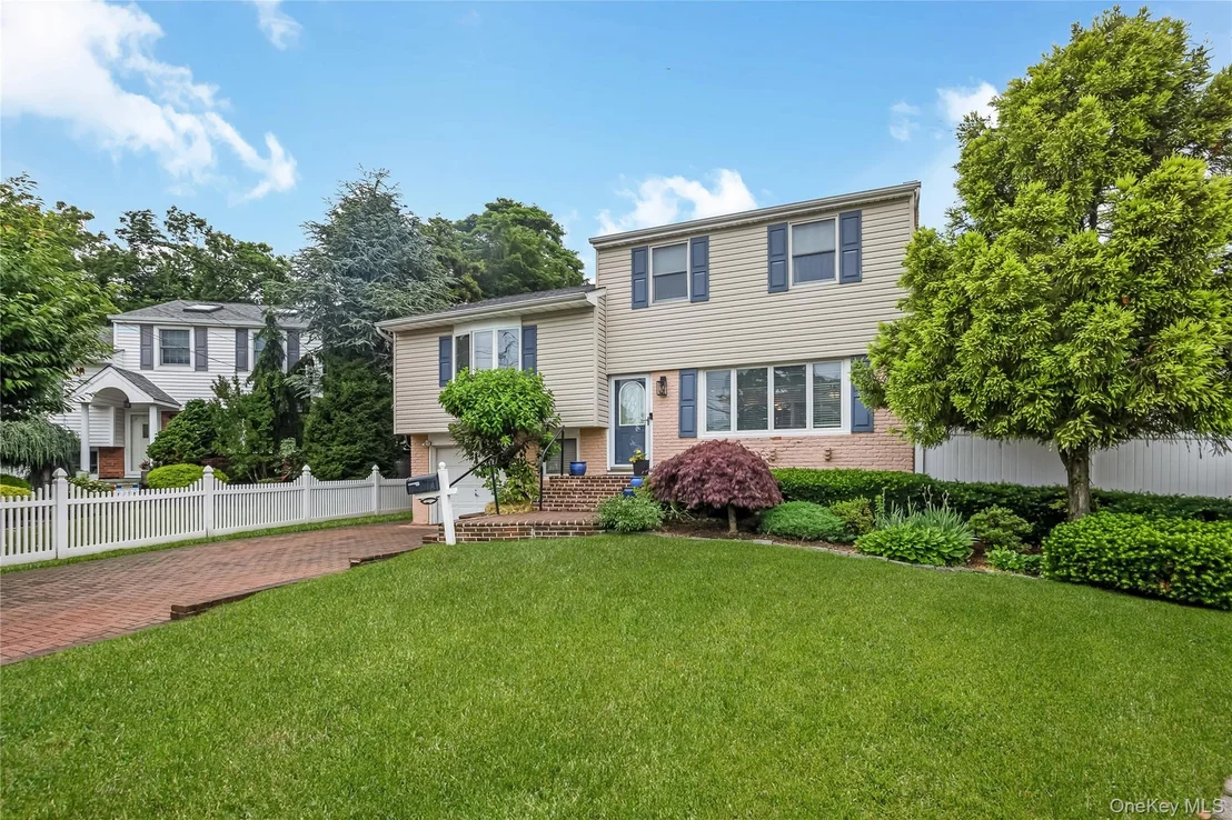 Photo of 911 Harlane Circle