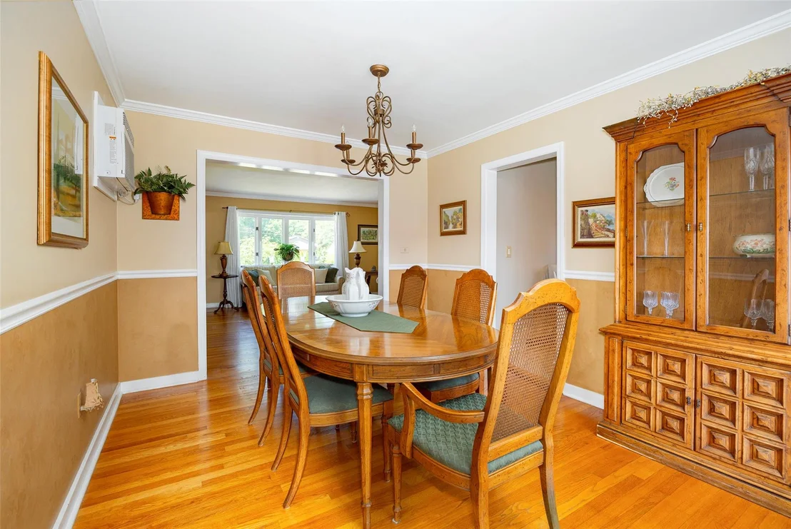 Photo of 18 Lorraine Boulevard