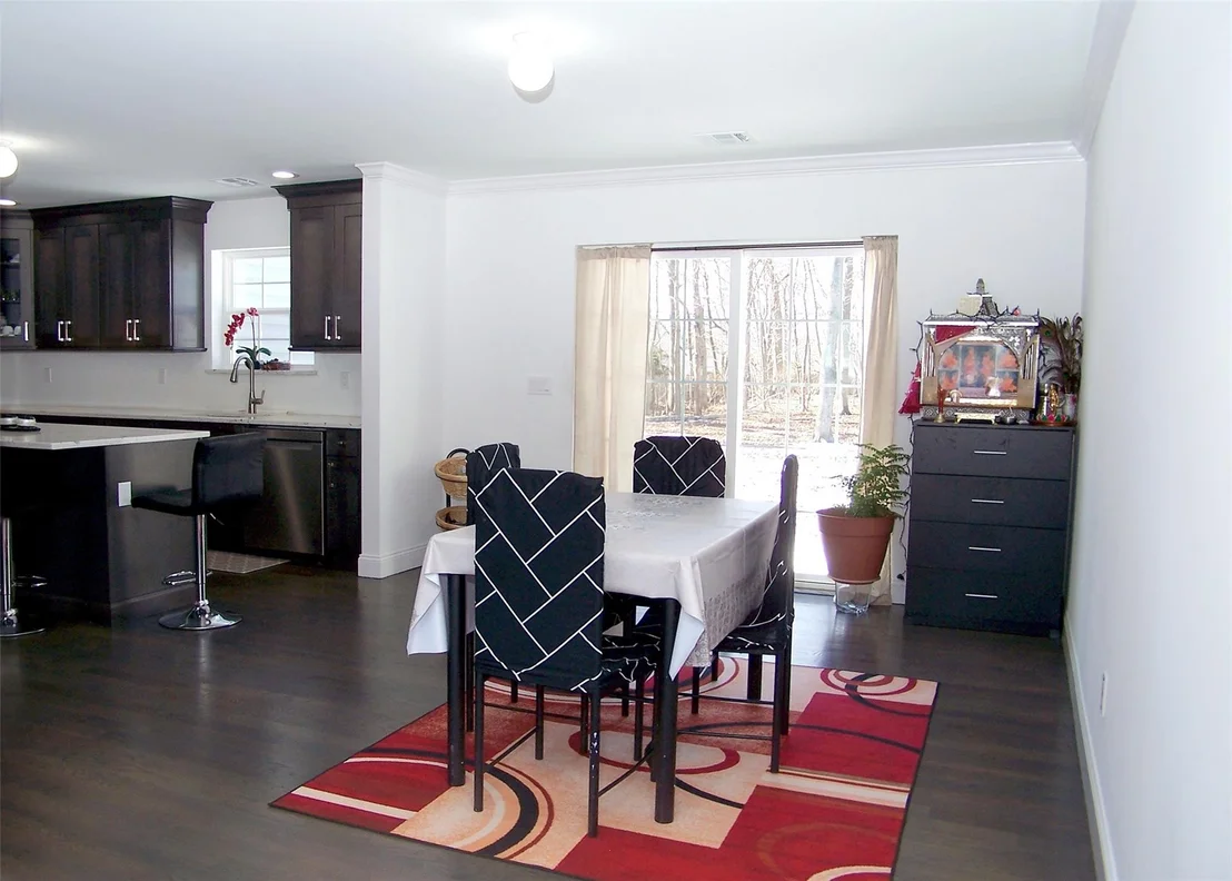 Photo of 22 Maple Ave
