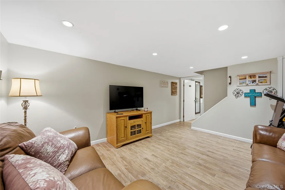 Photo of 55 Pine Street