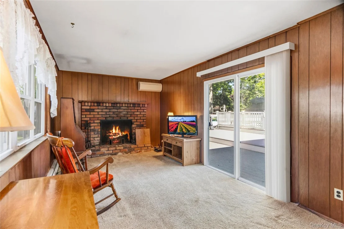 Photo of 35 Corbin Avenue