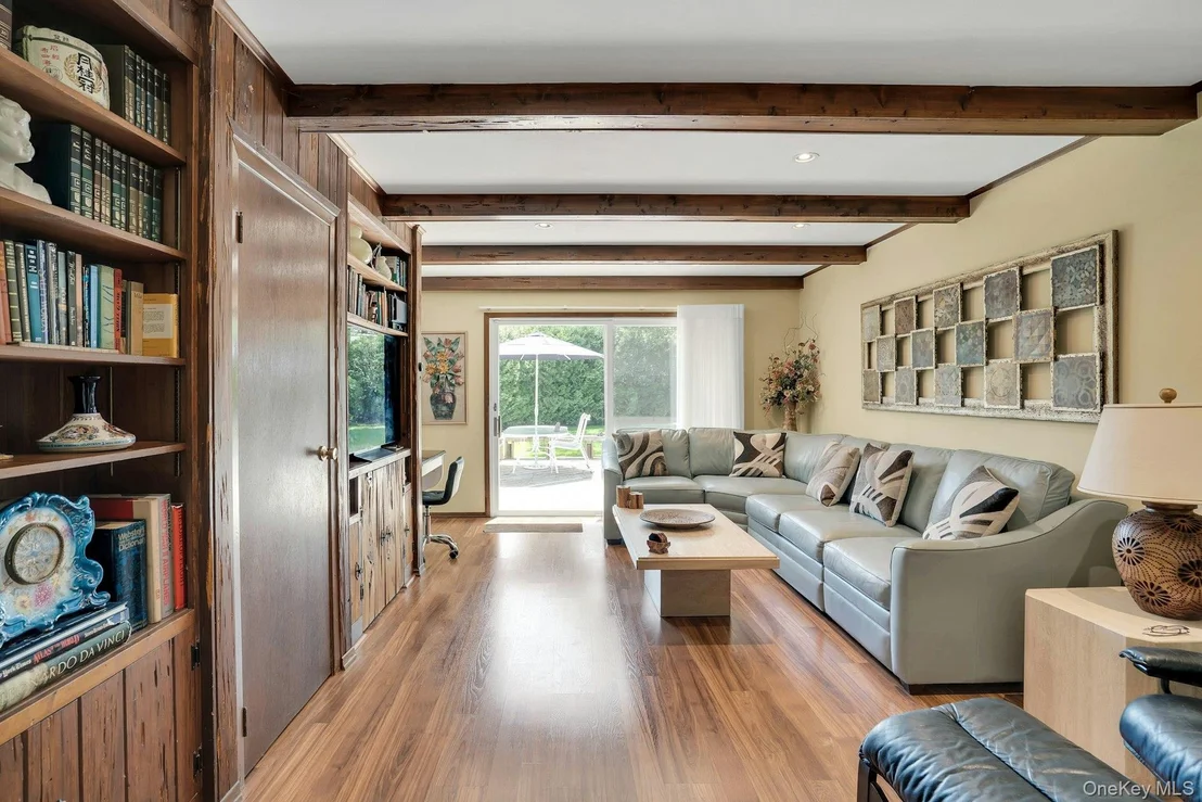 Photo of 27 Arcadia Drive
