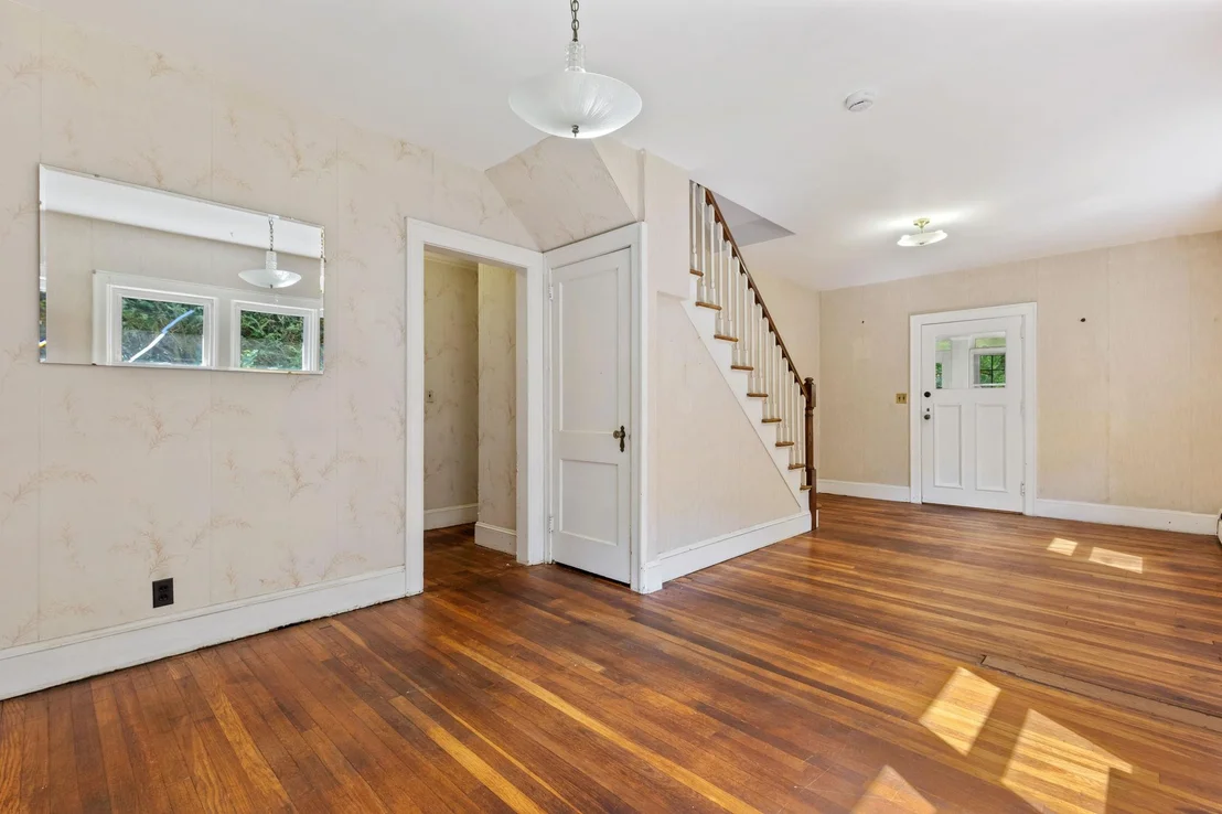 Photo of 98 Westlake Drive