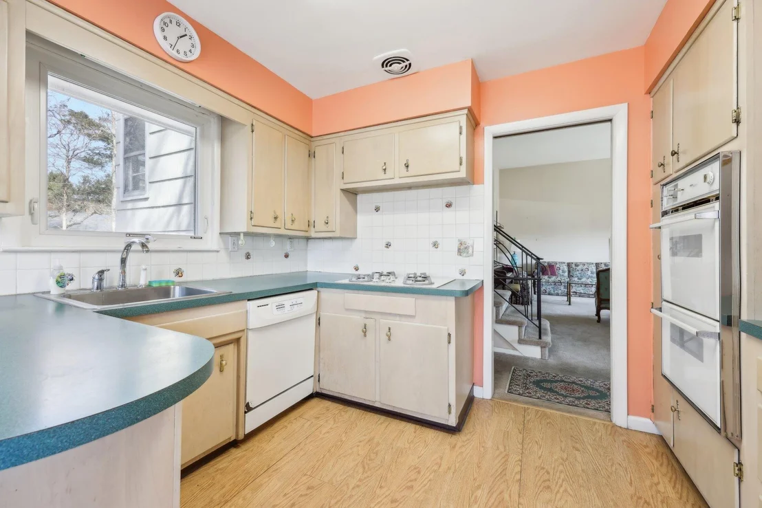 Photo of 37 Mohegan Lane