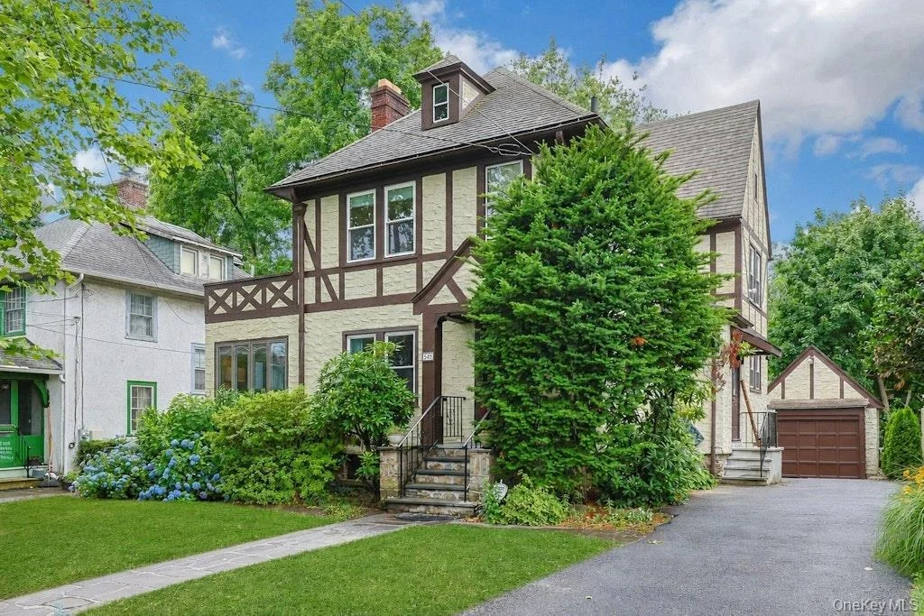 Photo of 541 Second Avenue
