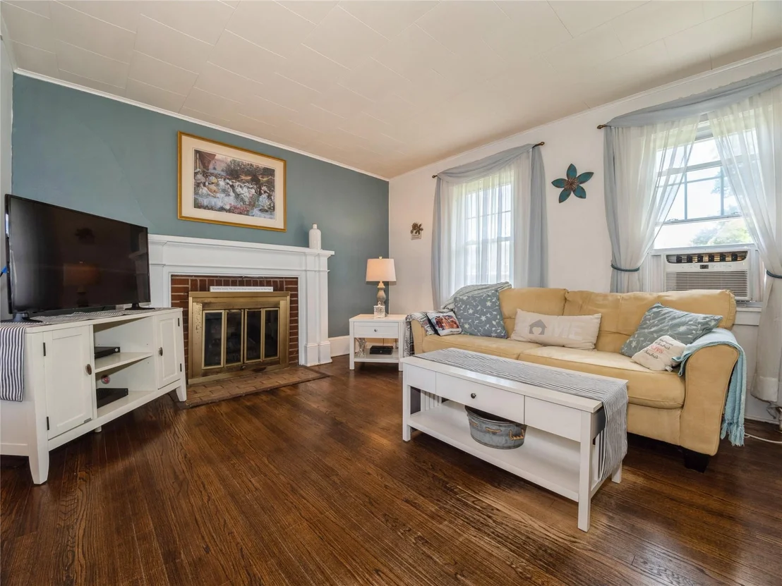 Photo of 2 Mitchell Avenue