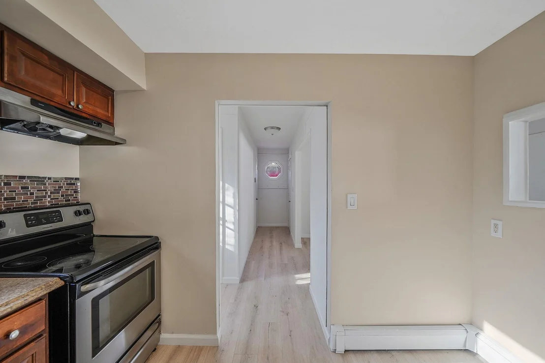 Photo of 80 Meadowmere Avenue