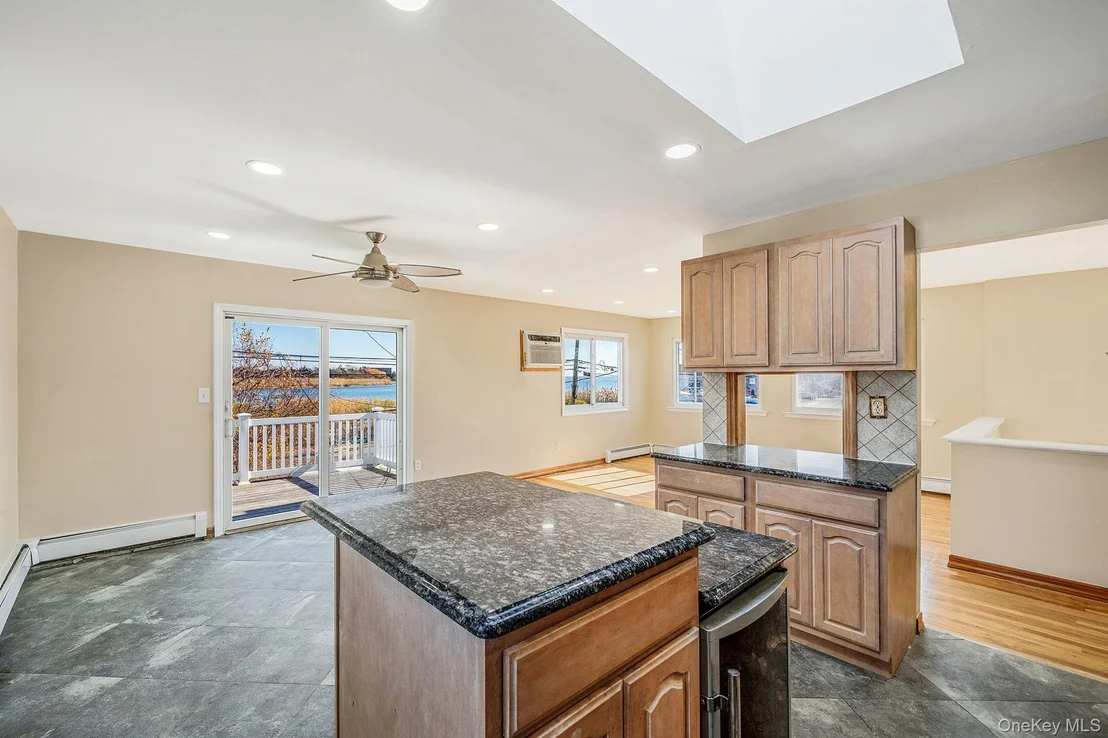 Photo of 4 Bay Place