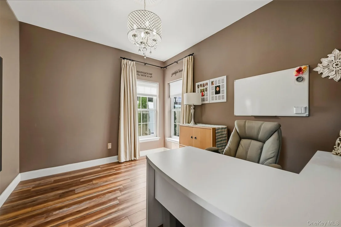Photo of 2726 Colonial Drive