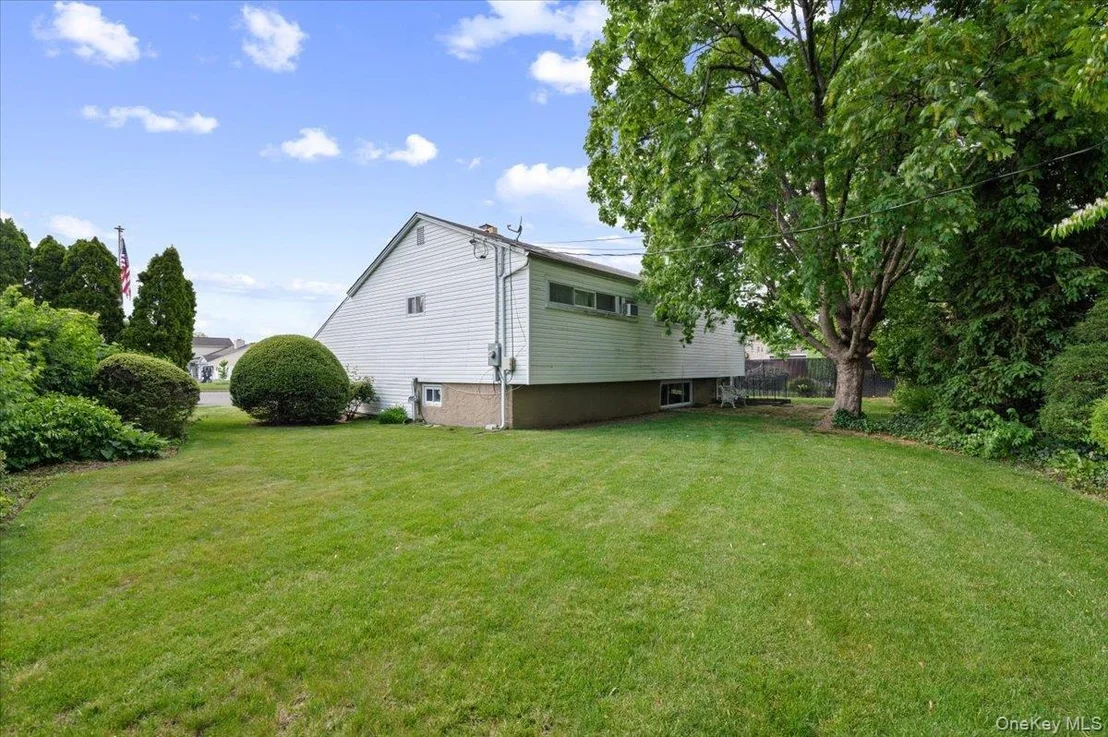 Photo of 3836 Windsor Drive