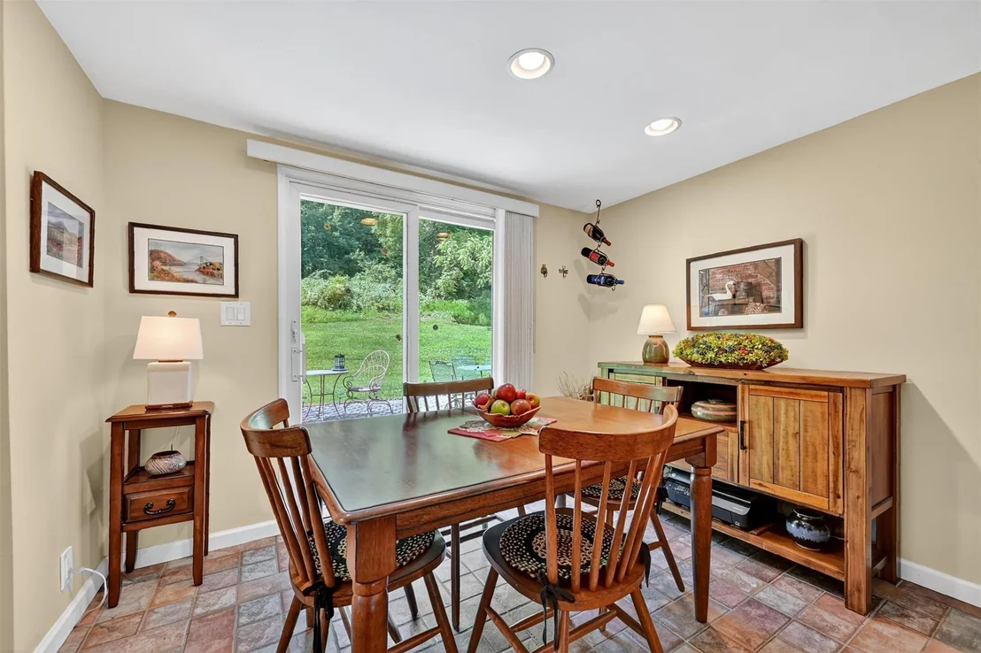 Photo of 299 Riley Road