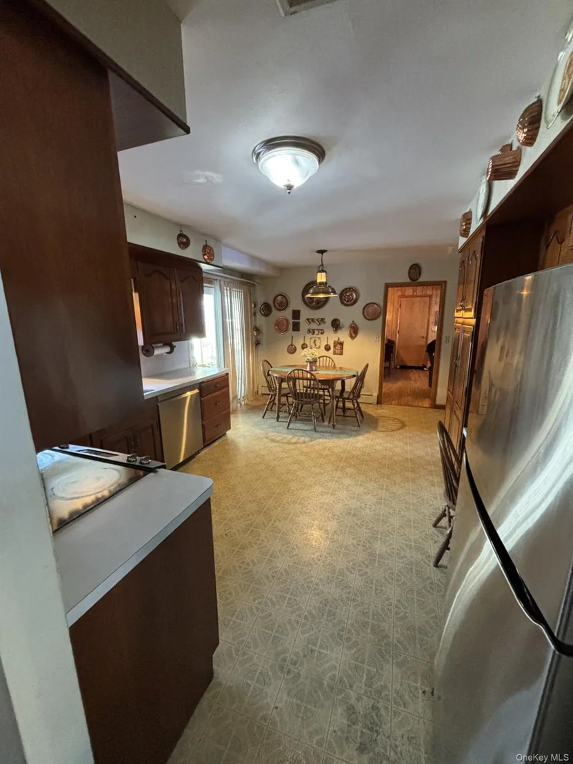 Photo of 20 Hillview Drive