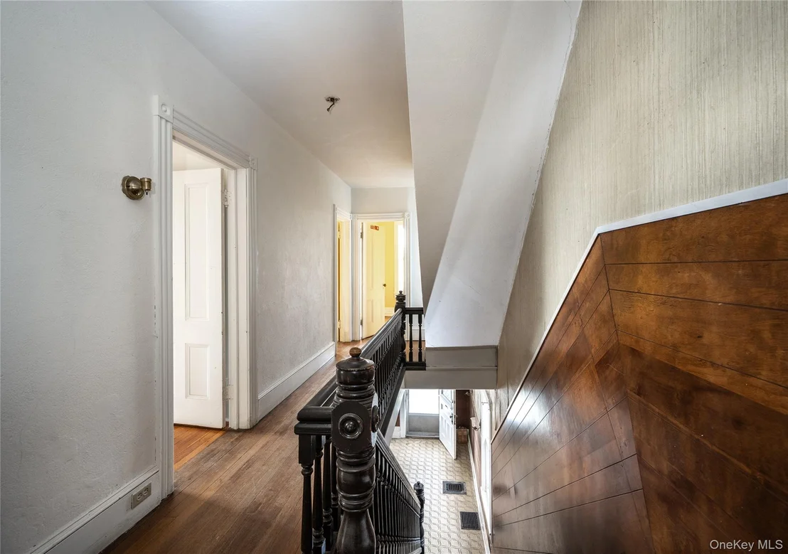 Photo of 39 Hamilton Avenue
