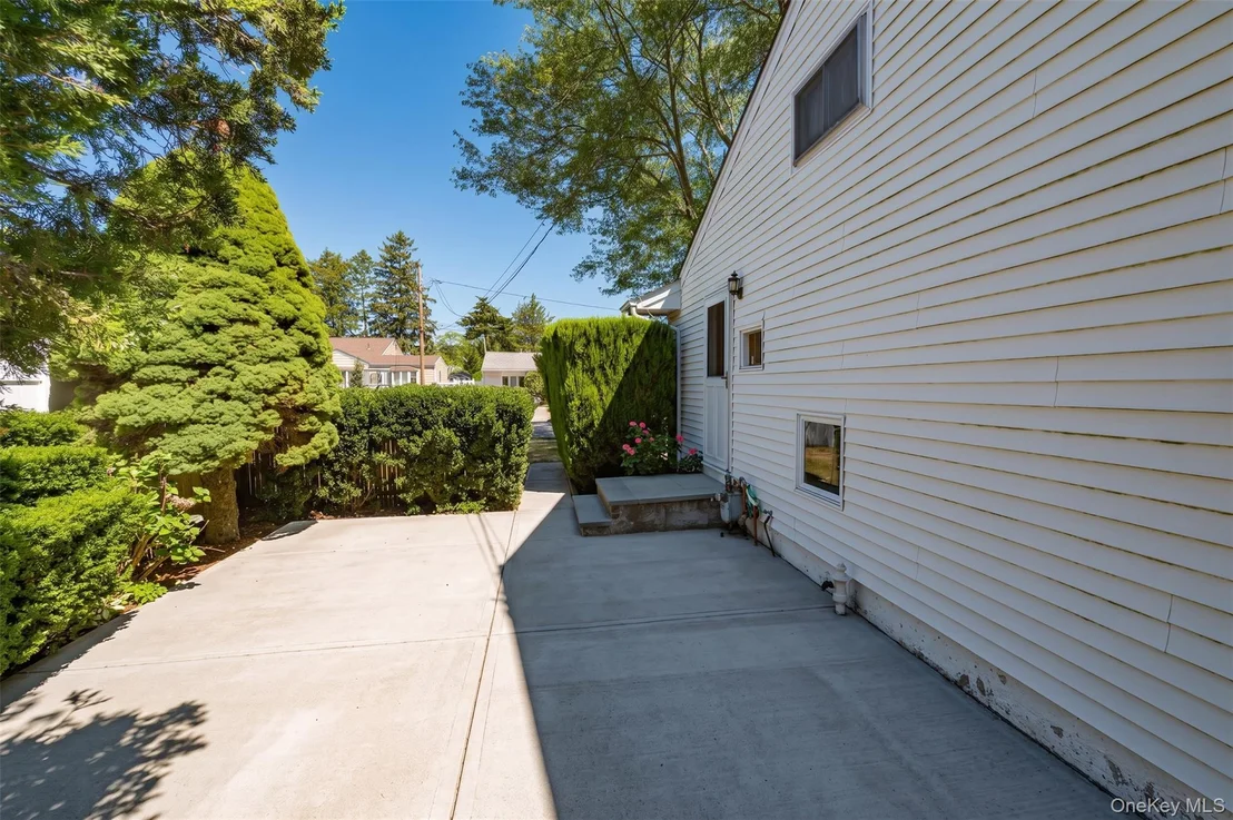 Photo of 9 Johnson Place