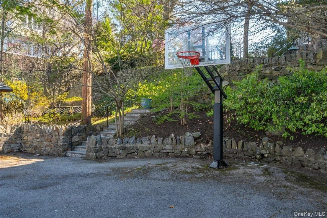 Photo of 159 Corlies Avenue