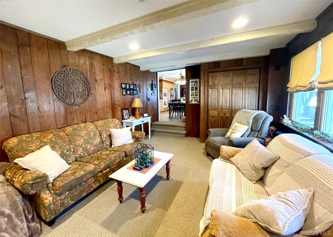 Photo of 4 Sylvan Way