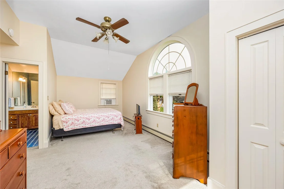 Photo of 19 Rose Street