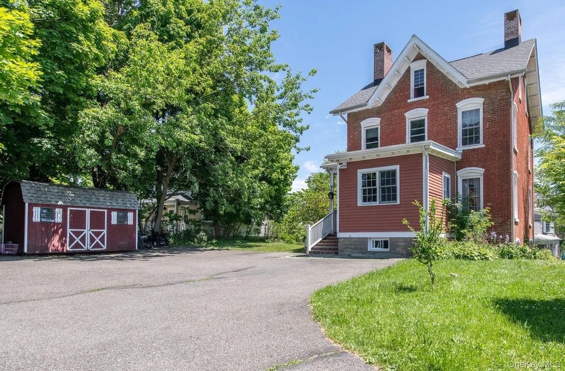 Photo of 33 Cliff Street