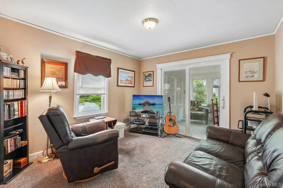 Photo of 105 Hildreth Place
